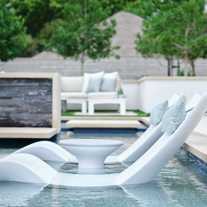 Camastro Marca Ledge Lounger Modelo Autograph Chaise, Para Albercas y Áreas Exteriores