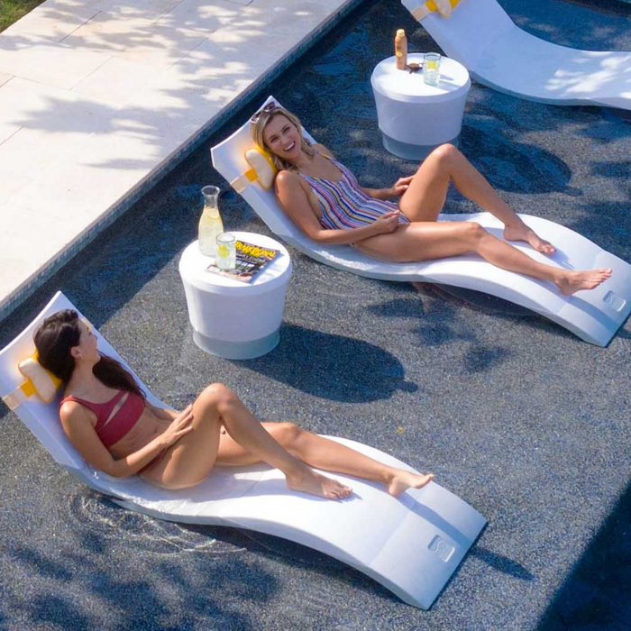Camastro Marca Ledge Lounger Modelo Signature Chaise, Para Albercas y Áreas Exteriores